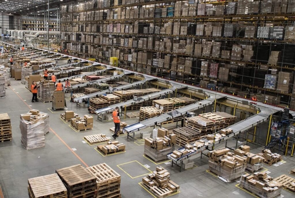 Demystifying the USA Warehouse: Optimizing Your Supply Chain with 3PL CSI.